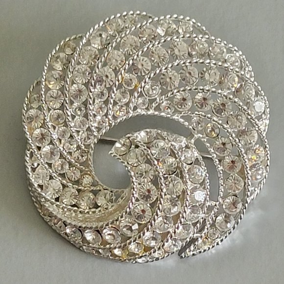 Napier Silver Rhinestone Pin Brooch Circular Wave - Picture 1 of 7